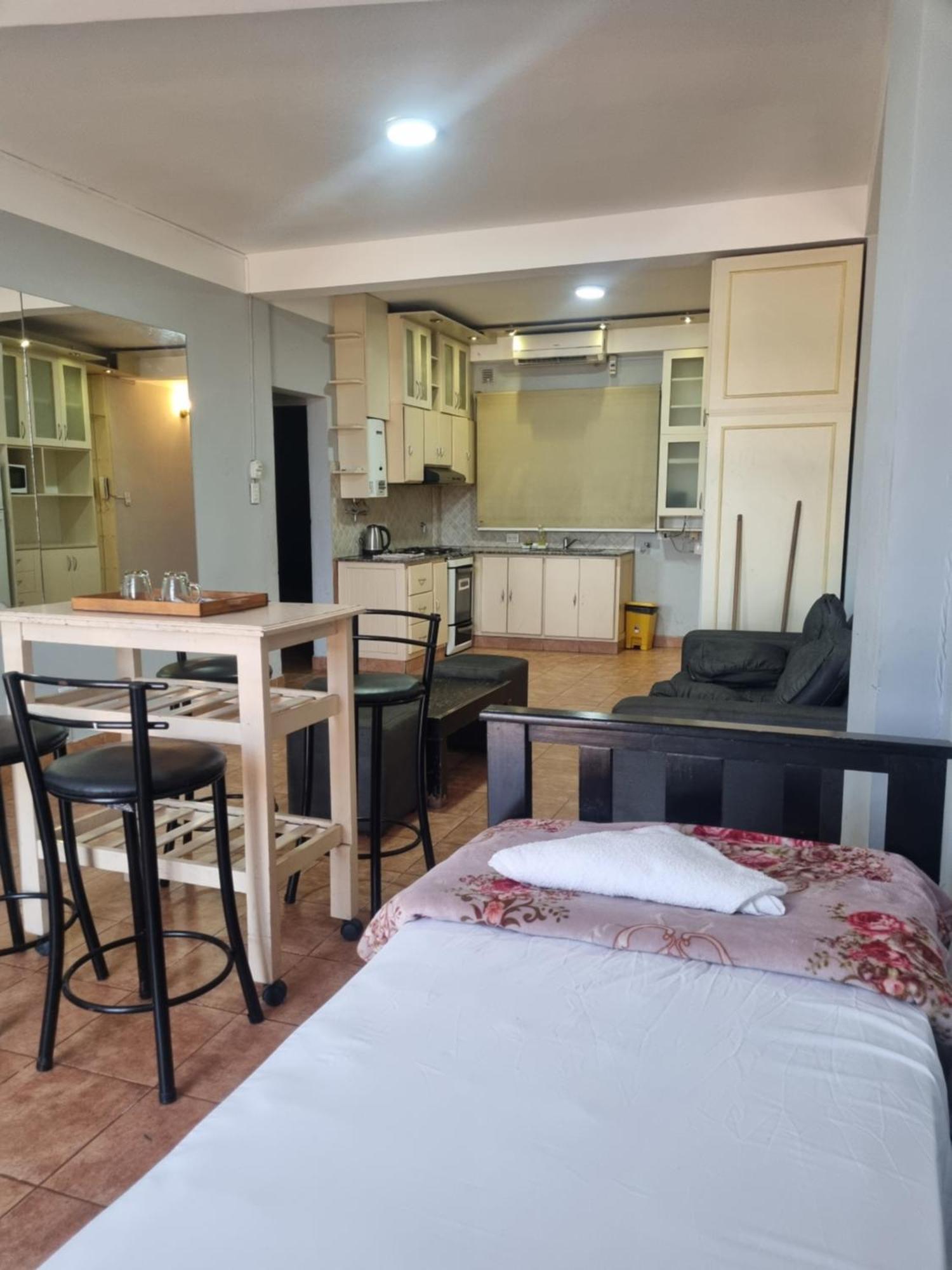 Apartamentos Centro Сан-Сальвадор-де-Жужуй Экстерьер фото